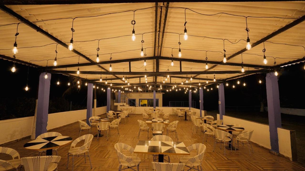Santorini Vasai Resort Екстер'єр фото